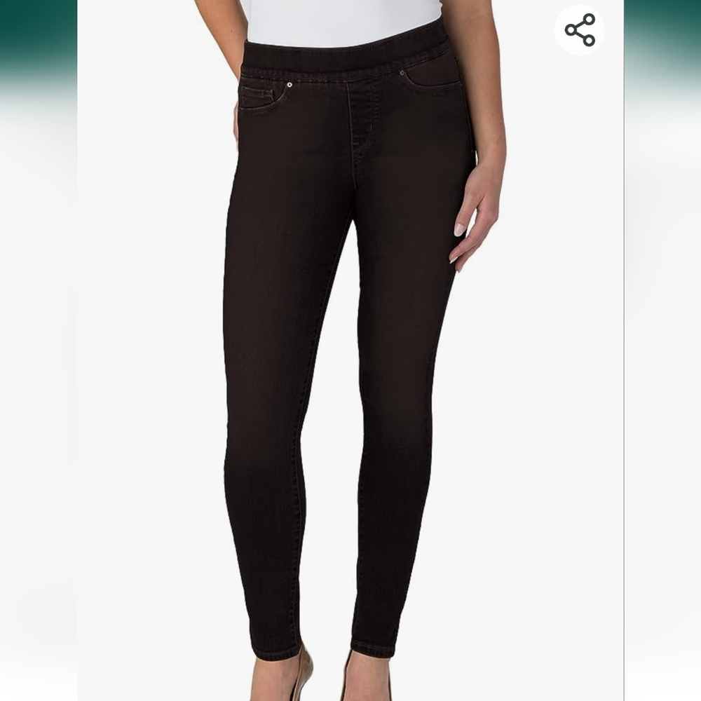 Levi's totally shaping pull-on jeans